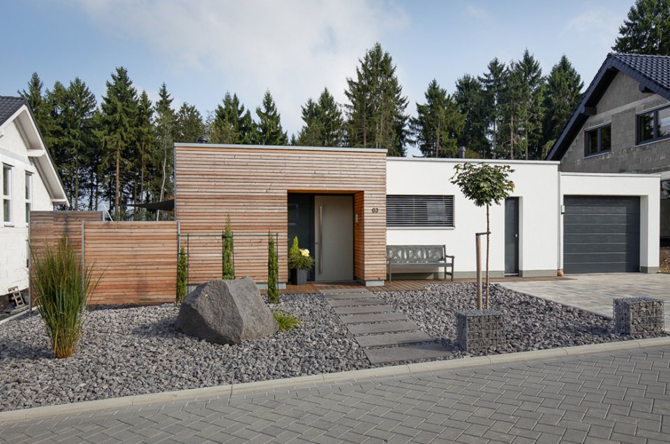 Neubau Einfamilienholzhaus im Bungalowstil